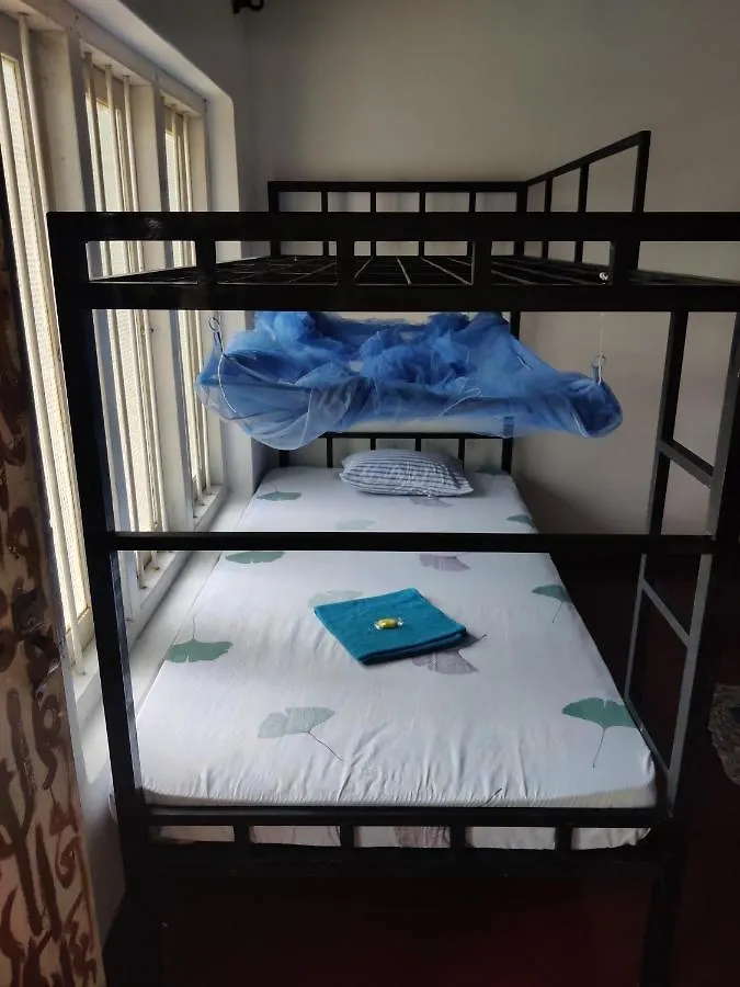 Catch The Ella Train Hostel Kandy 0*,  Sri Lanka