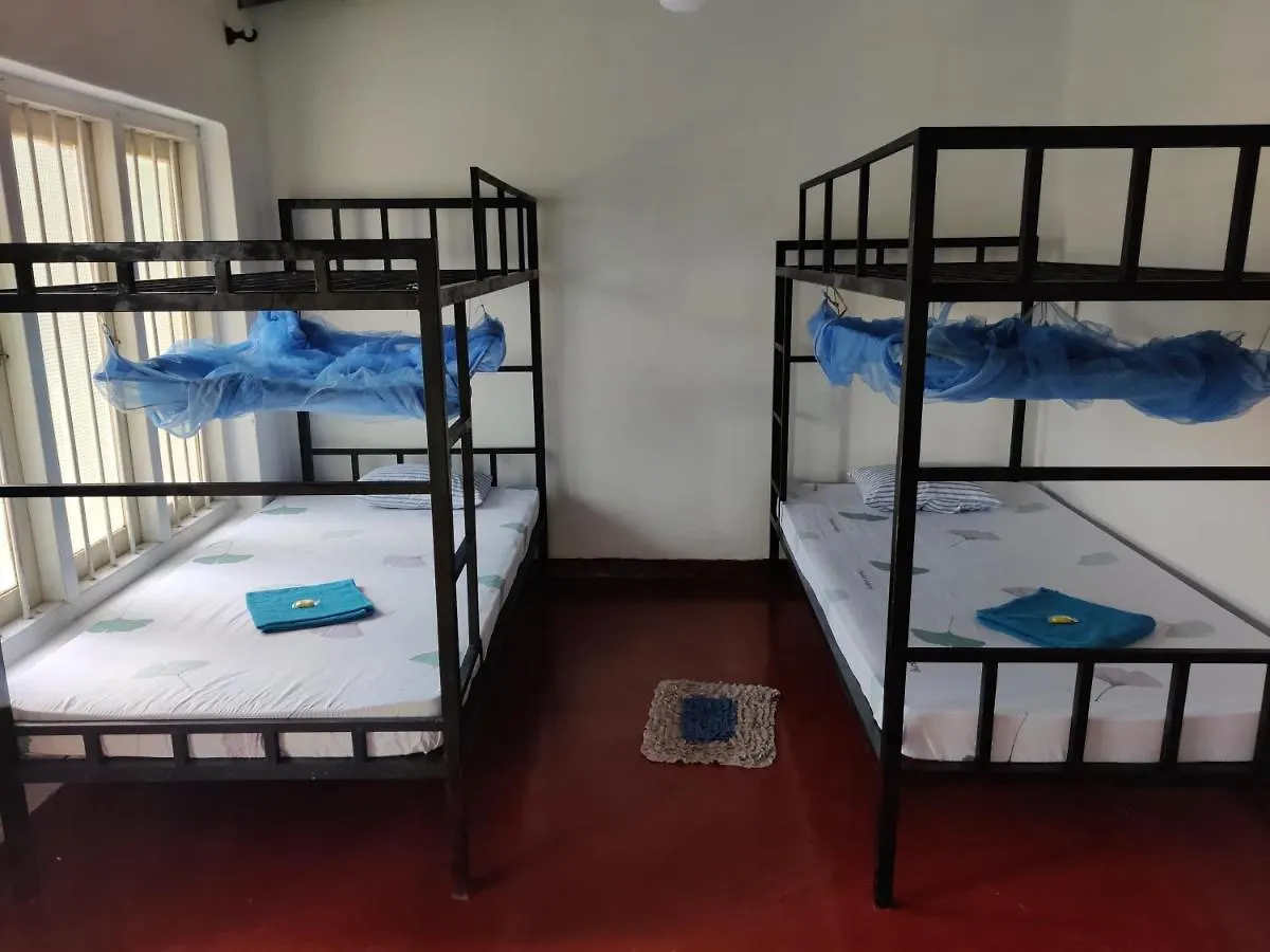 Catch The Ella Train Hostel Kandy