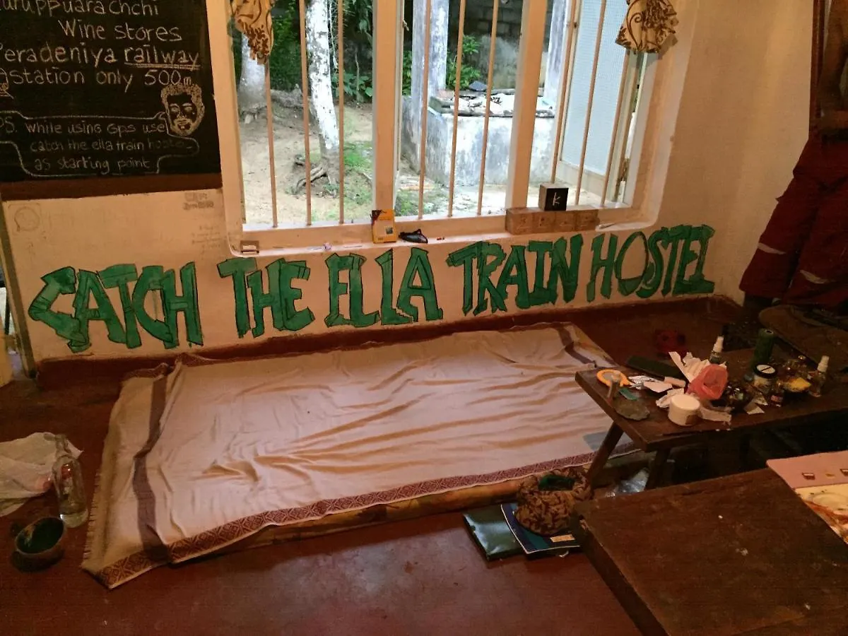 Catch The Ella Train Hostel Kandy